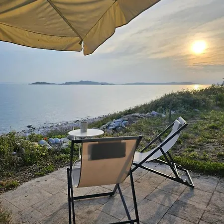 Athos Seagull Wagon Holiday home *