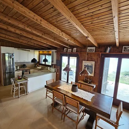 Holiday home Athos Seagull Wagon