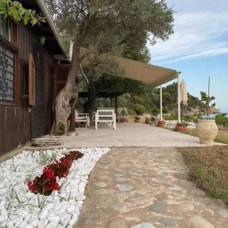 Athos Seagull Wagon Holiday home