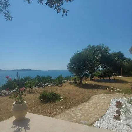 Athos Seagull Wagon Holiday home *